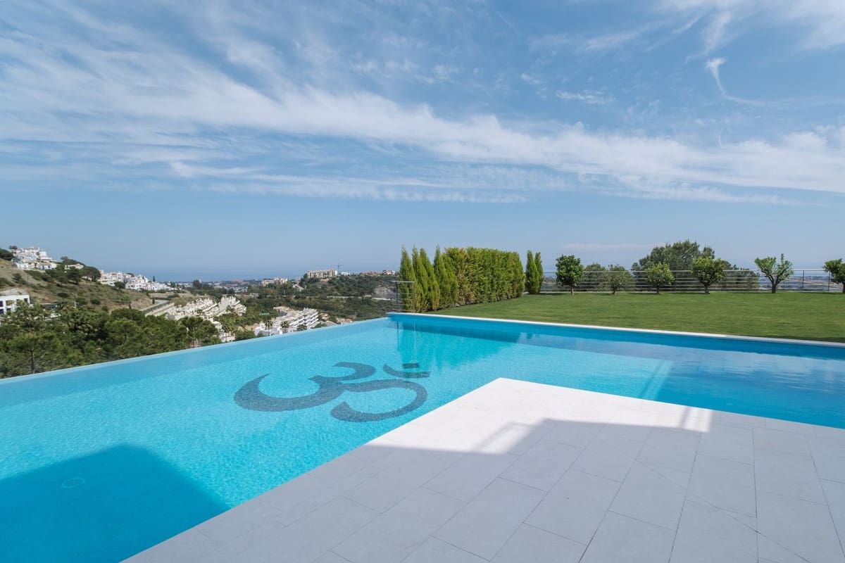 12 Zimmer Villa zu verkaufen in Benahavis mit Pool Garage - 12.700.000 € (Ref: 7584500)