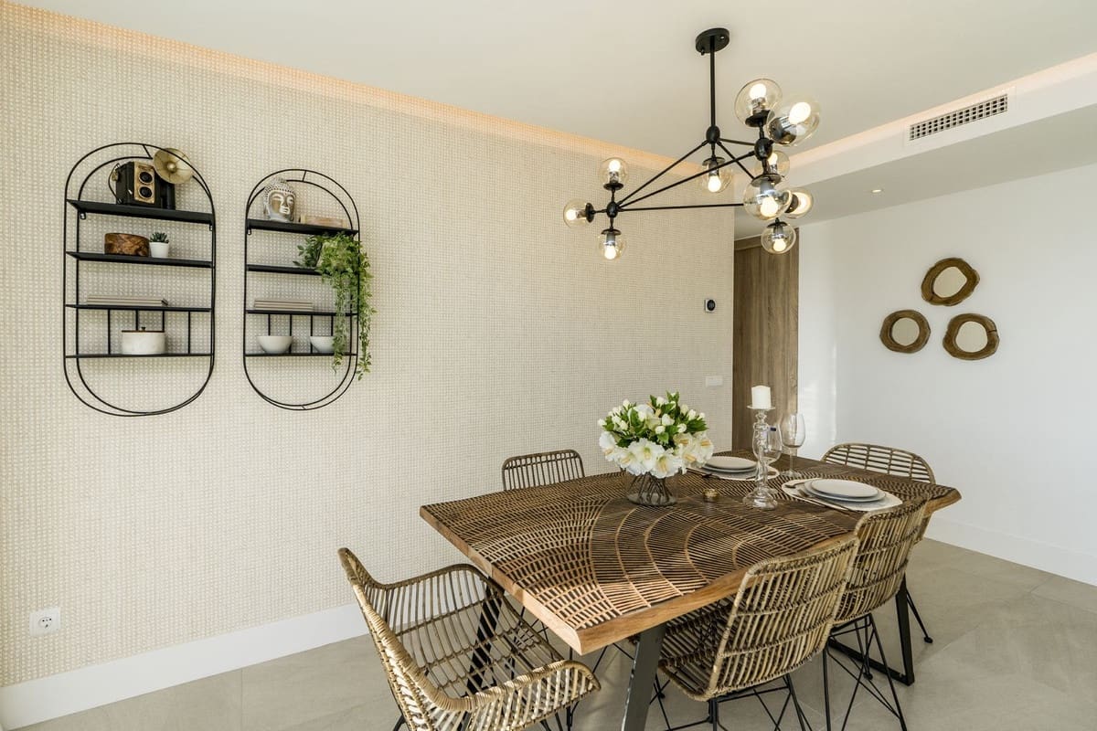 2 quarto Apartamento para venda em San Roque com piscina garagem - 360 000 € (Ref: 7620147)