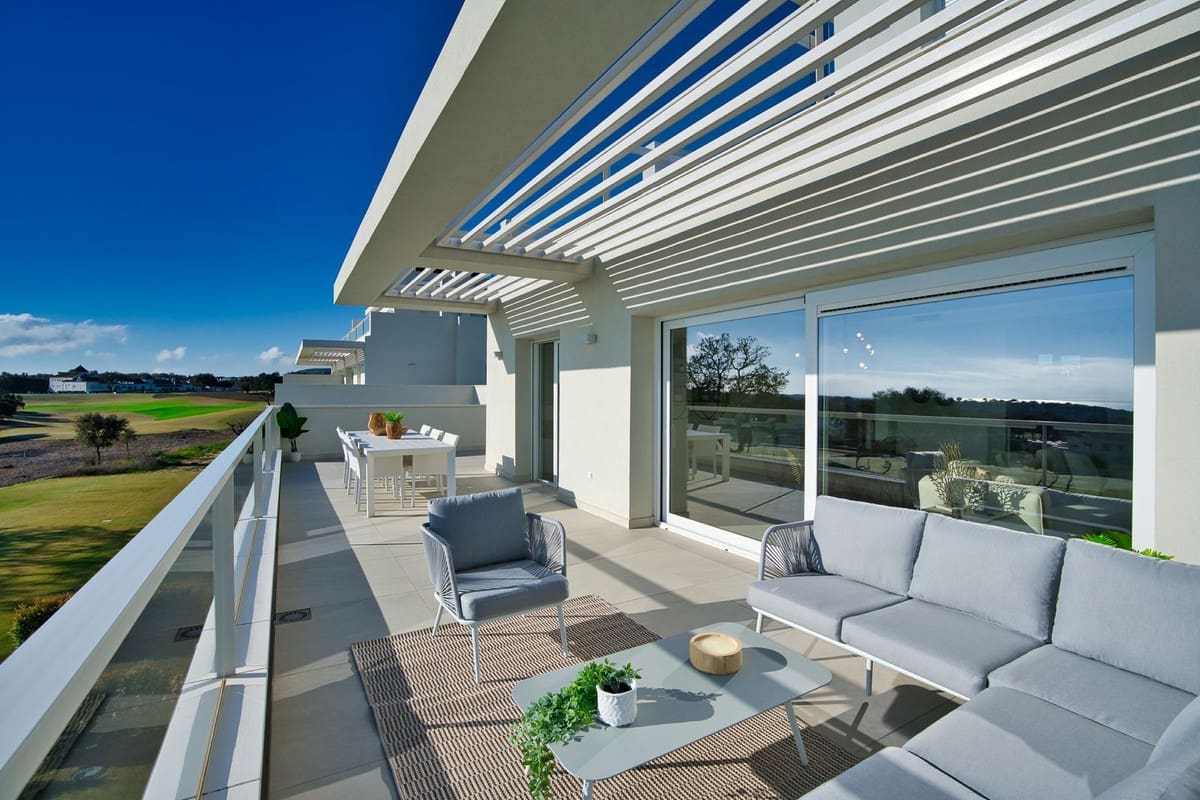 2 quarto Apartamento para venda em San Roque com piscina garagem - 360 000 € (Ref: 7620147)