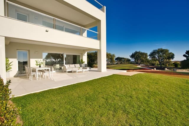 2 chambre Appartement à vendre à San Roque avec piscine garage - 360 000 € (Ref: 7620147)