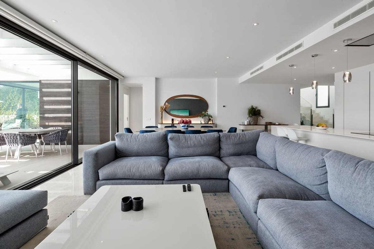 6 slaapkamer Villa te koop in Calahonda met zwembad garage - € 2.100.000 (Ref: 7681620)