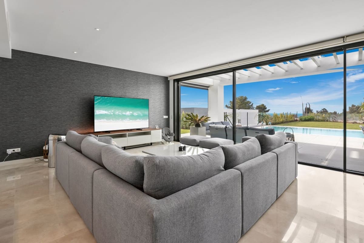 6 slaapkamer Villa te koop in Calahonda met zwembad garage - € 2.100.000 (Ref: 7681620)