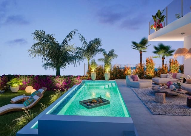 3 bedroom Townhouse for sale in Mijas Costa, Mijas with pool garage - € 957,000 (Ref: 7821970)