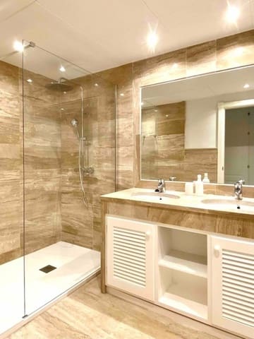 2 Zimmer Apartment zu vermieten in Marbella mit Pool Garage - 1.800 € (Ref: 7842309)