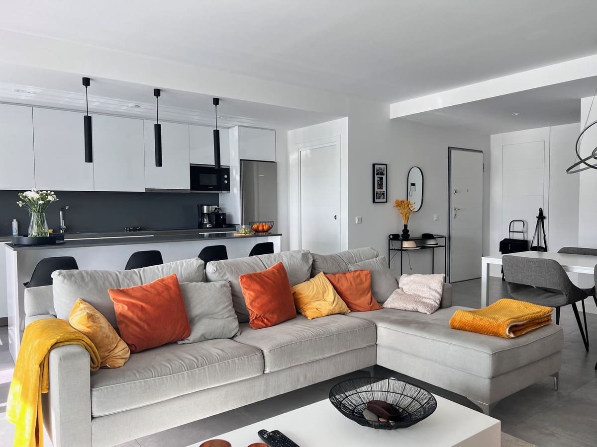 Apartamento de 3 habitaciones en La Cala de Mijas en alquiler vacacional con piscina - 900 € (Ref: 7981708)