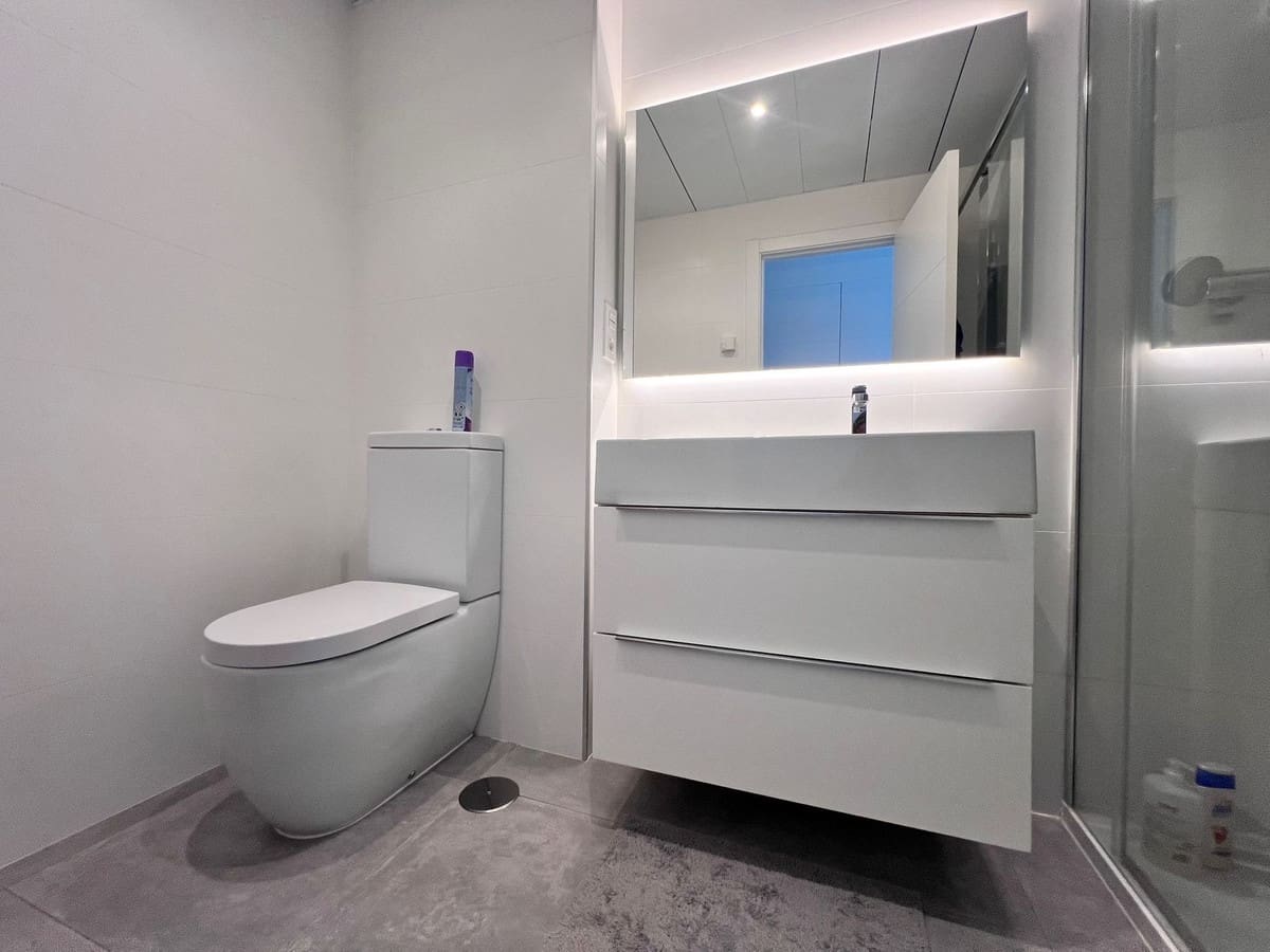 Apartamento de 3 habitaciones en La Cala de Mijas en alquiler vacacional con piscina - 900 € (Ref: 7981708)