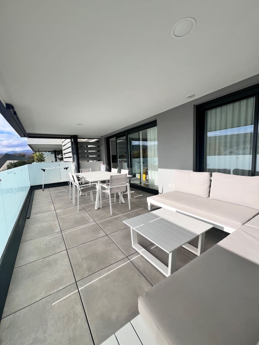 Apartamento de 3 habitaciones en La Cala de Mijas en alquiler vacacional con piscina - 900 € (Ref: 7981708)