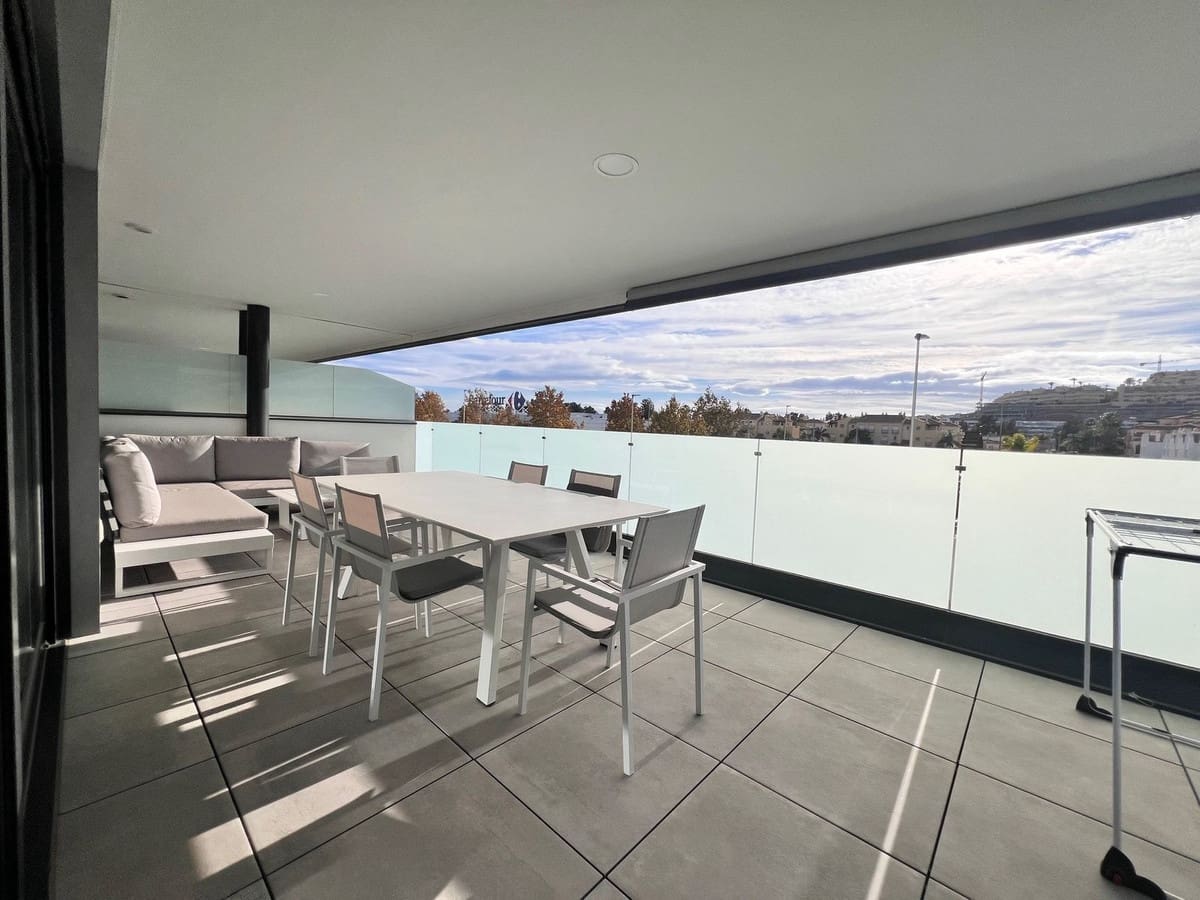 Apartamento de 3 habitaciones en La Cala de Mijas en alquiler vacacional con piscina - 900 € (Ref: 7981708)