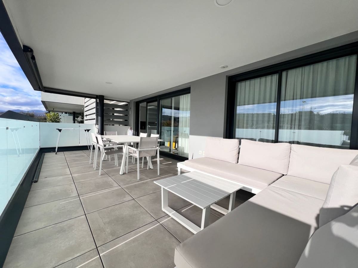 Apartamento de 3 habitaciones en La Cala de Mijas en alquiler vacacional con piscina - 900 € (Ref: 7981708)