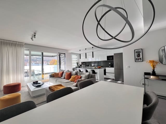 3 Zimmer Ferienapartment in La Cala de Mijas, Mijas mit Pool - 900 € (Ref: 7981708)