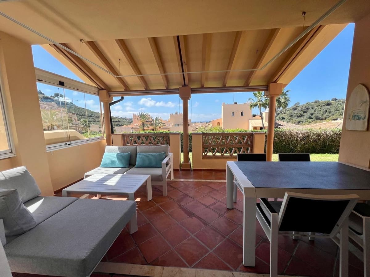 2 quarto Apartamento para arrendamento para férias em Elviria com piscina Garagem - 500 € (Ref: 8017832)