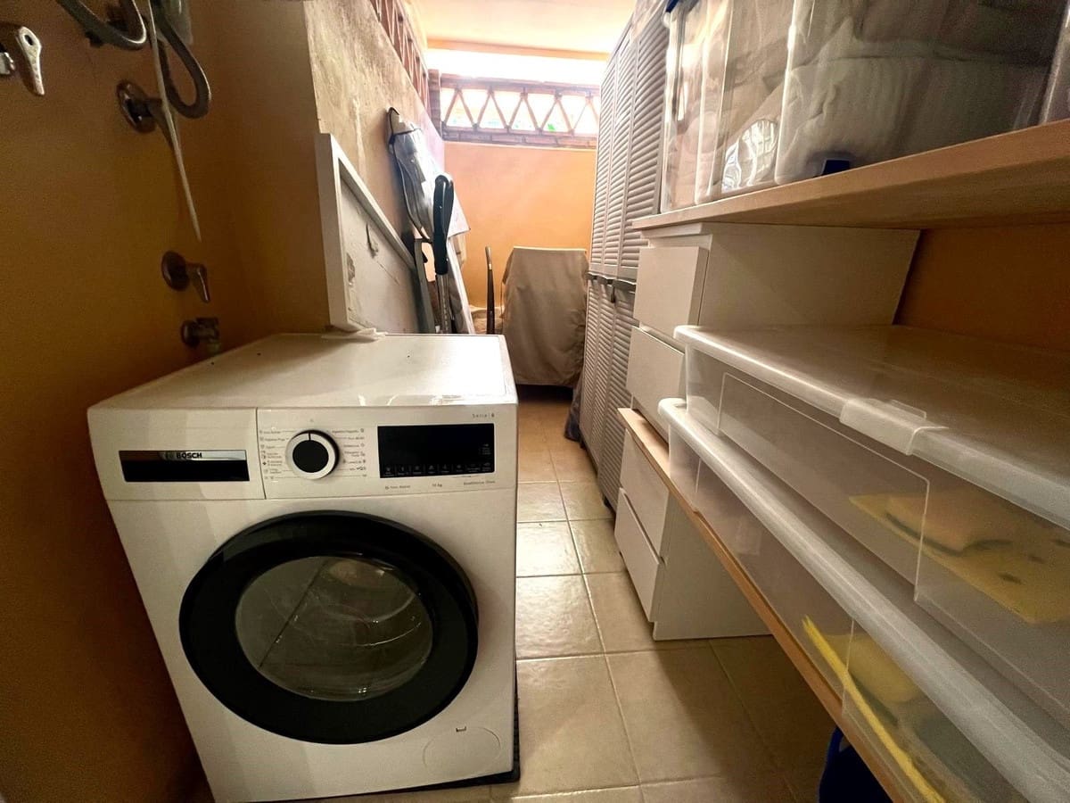 2 sovrum Lägenhet för semesterbostäder i Elviria med pool garage - 500 € (Ref: 8017832)