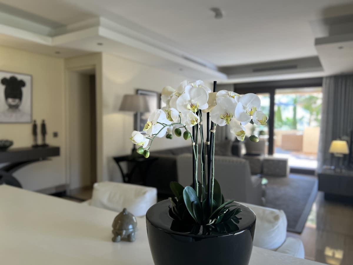 1 soverom Leilighet til salgs i Estepona med svømmebasseng garasje - € 550 000 (Ref: 8031961)