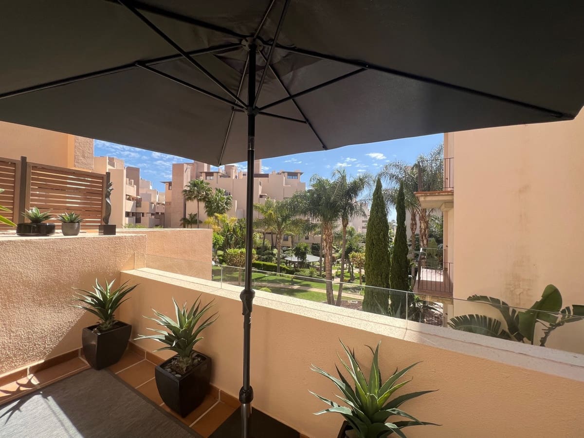 1 soverom Leilighet til salgs i Estepona med svømmebasseng garasje - € 550 000 (Ref: 8031961)