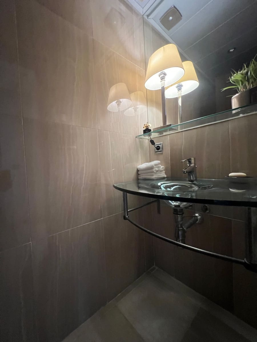 1 soverom Leilighet til salgs i Estepona med svømmebasseng garasje - € 550 000 (Ref: 8031961)