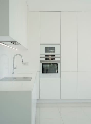 3 camera da letto Appartamento da affitare come casa vacanza in Atalaya-Isdabe, Estepona con piscina garage - 1.800 € (Rif: 8065745)