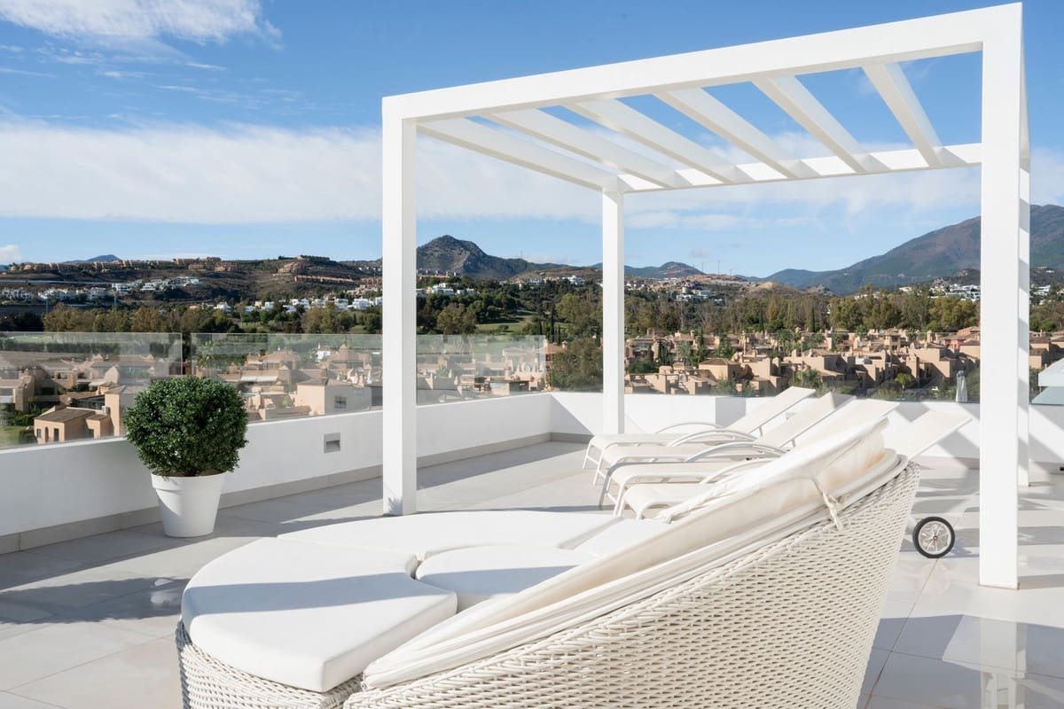 3 slaapkamer Appartement voor vakantieverhuur in Atalaya-Isdabe met zwembad garage - € 1.800 (Ref: 8065745)