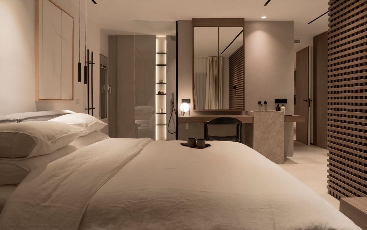 Ático de 2 habitaciones en Estepona en venta con piscina garaje - 1.995.000 € (Ref: 8131813)