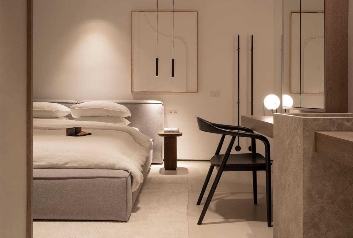 Ático de 2 habitaciones en Estepona en venta con piscina garaje - 1.995.000 € (Ref: 8131813)