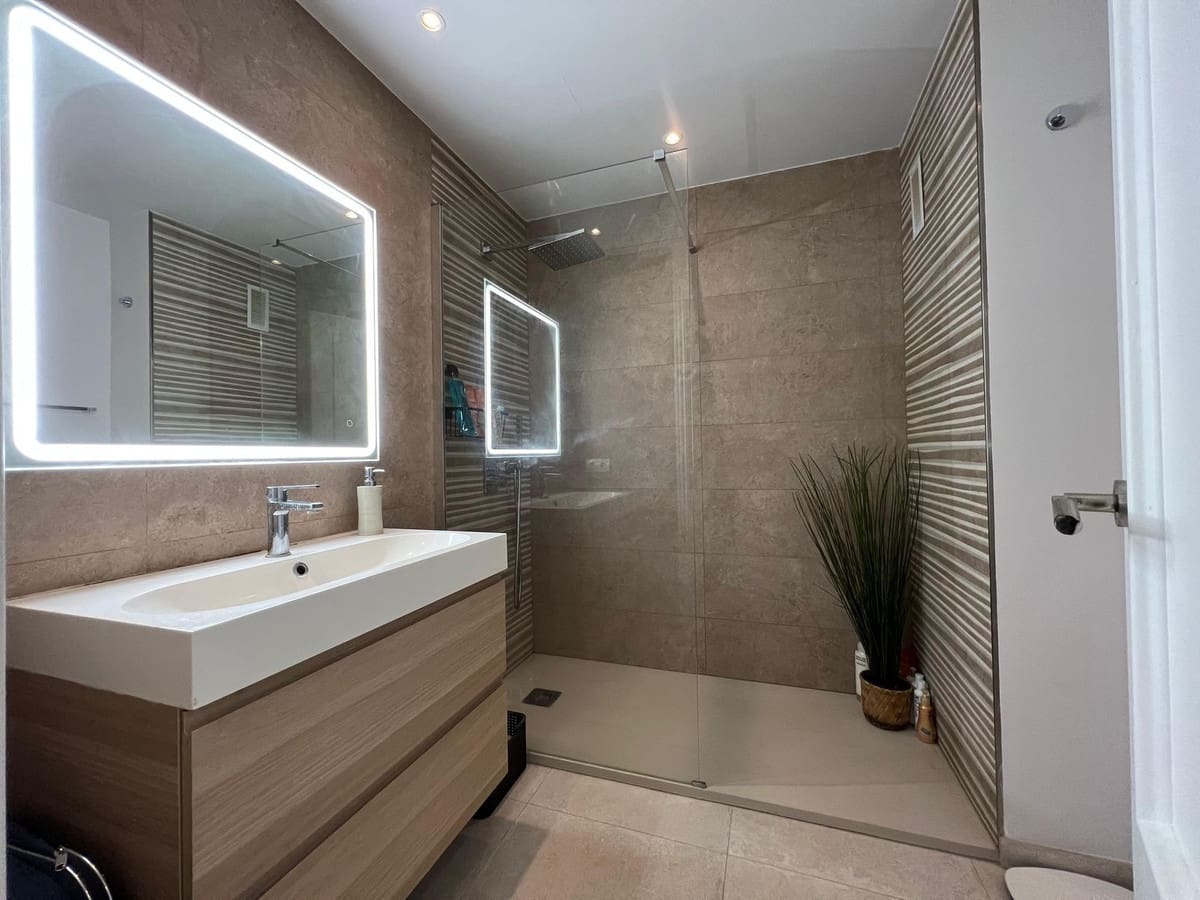 Apartamento de 2 habitaciones en Guadalmina en venta con piscina garaje - 430.000 € (Ref: 8193757)