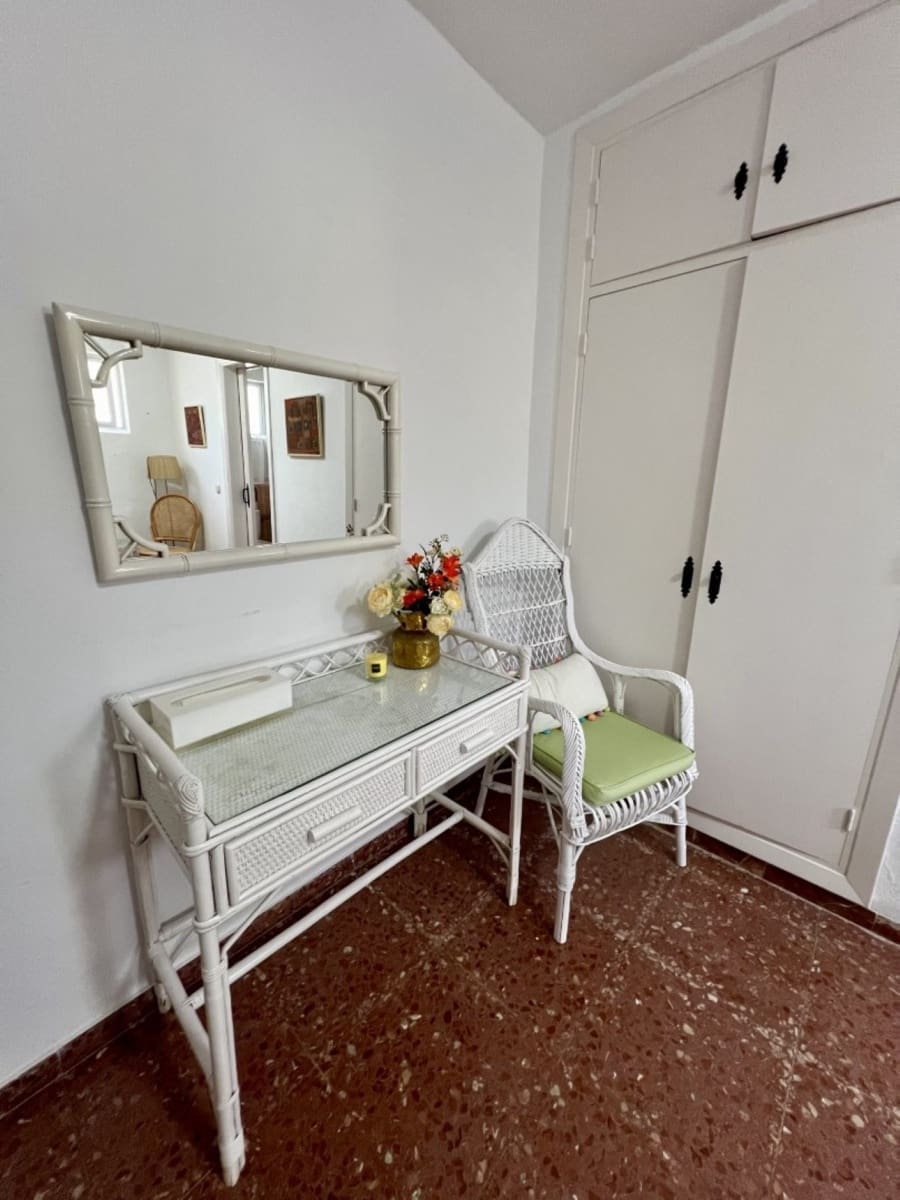   5 soveværelse   ferieVilla i Guadalmina   med   swimmingpool   - € 16.250 (Ref: 8214772)