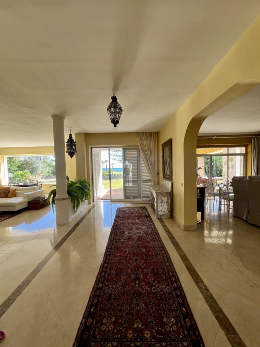 5 sovrum Villa för semesterbostäder i Guadalmina med pool - 16 250 € (Ref: 8214772)