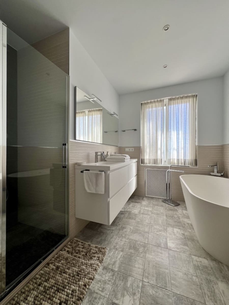 5 sovrum Villa för semesterbostäder i Guadalmina med pool - 16 250 € (Ref: 8214772)