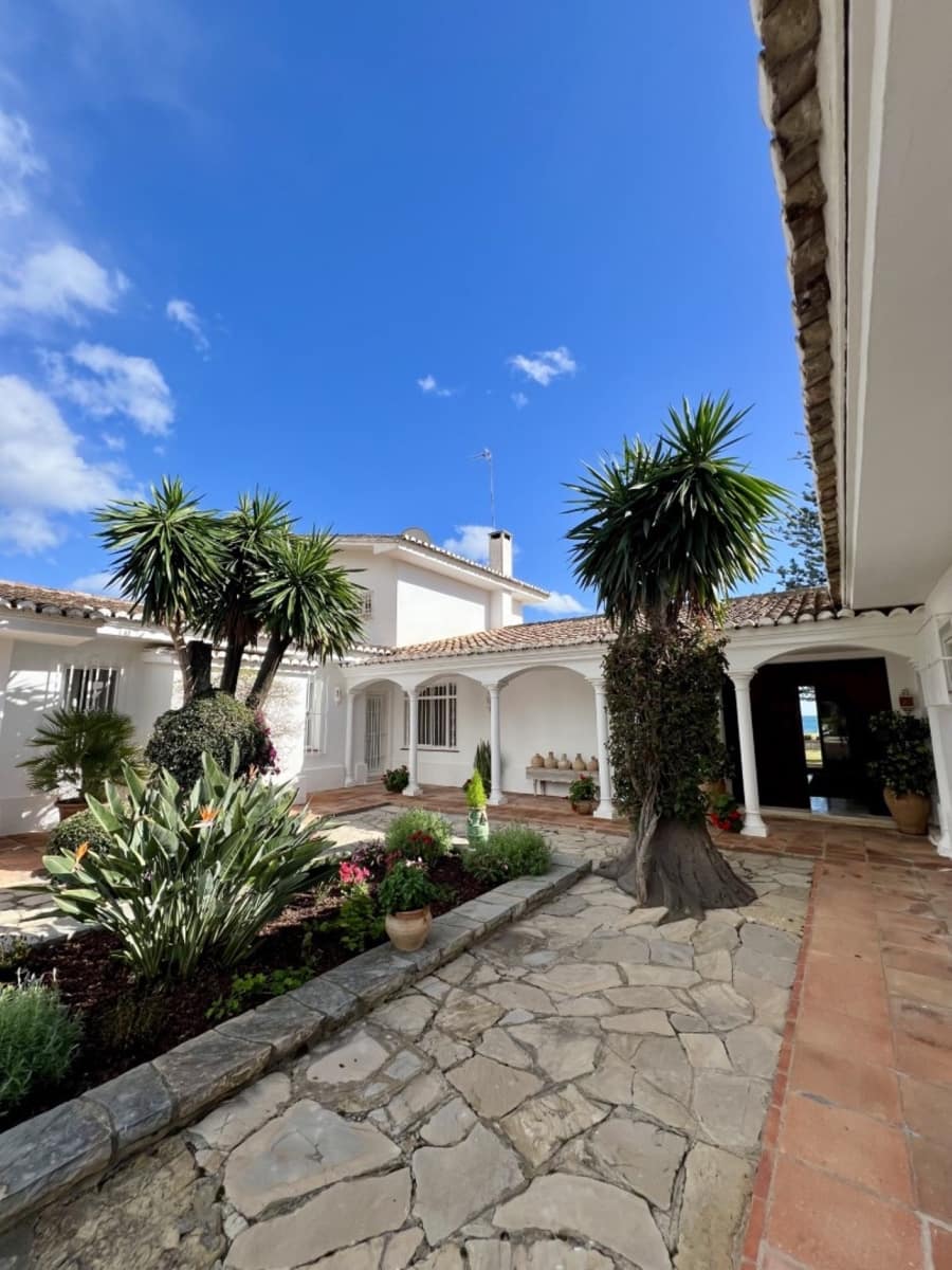 5 Zimmer Ferienvilla in Guadalmina mit Pool - 16.250 € (Ref: 8214772)