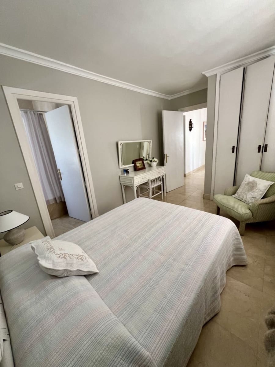 5 Zimmer Ferienvilla in Guadalmina mit Pool - 16.250 € (Ref: 8214772)