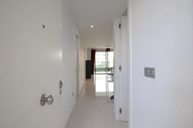 2 Zimmer Apartment zu verkaufen in Marbella mit Pool Garage - 420.000 € (Ref: 8221081)