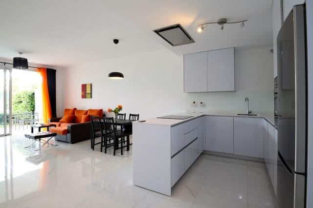 2 slaapkamer Appartement te koop in Marbella met zwembad garage - € 420.000 (Ref: 8221081)