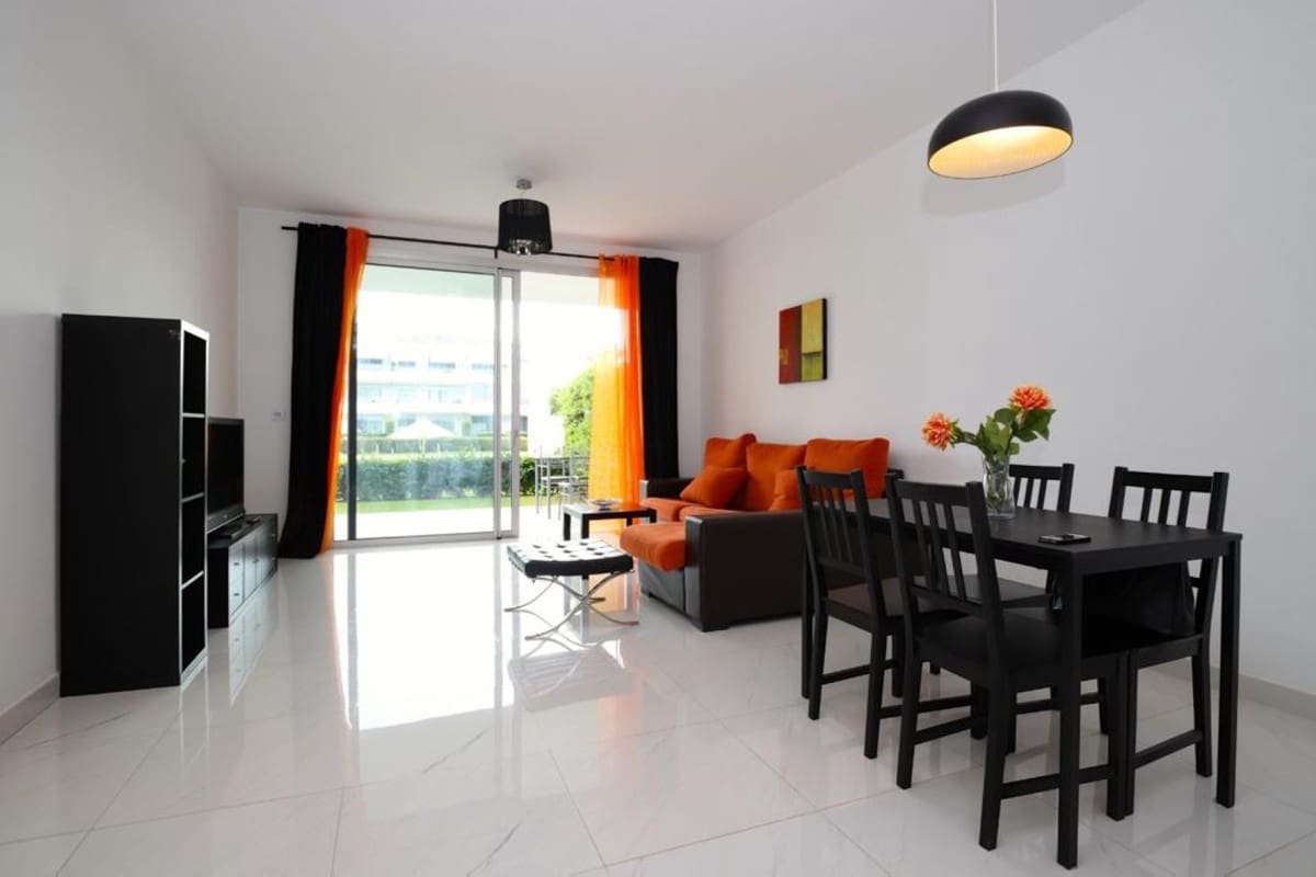 2 soveværelse Lejlighed til salg i Marbella med swimmingpool garage - € 420.000 (Ref: 8221081)