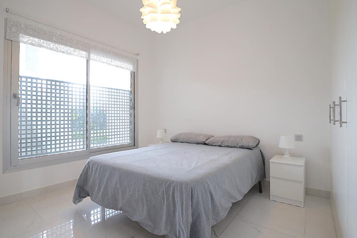 2 soveværelse Lejlighed til salg i Marbella med swimmingpool garage - € 420.000 (Ref: 8221081)