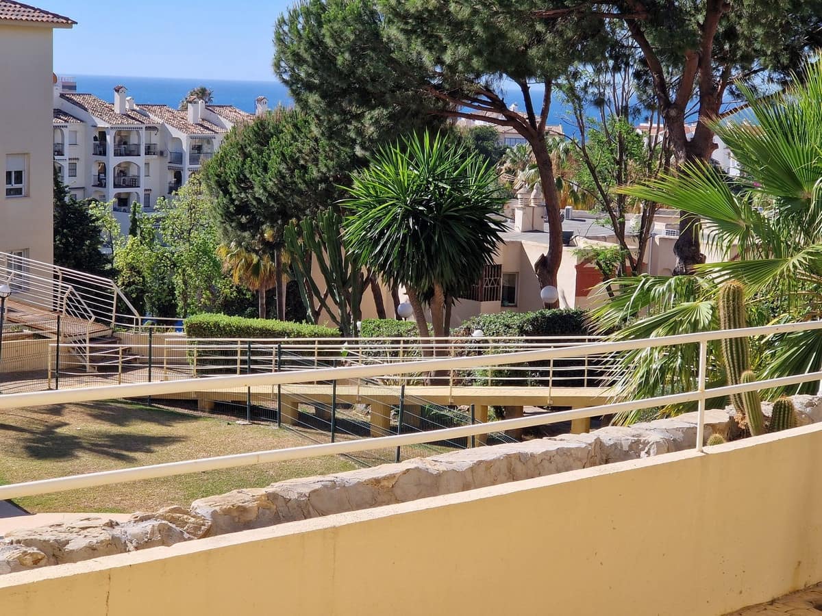 3 sypialnia Apartament na kwatery wakacyjne w Riviera del Sol z basenem garażem - 810 € (Ref: 8387614)