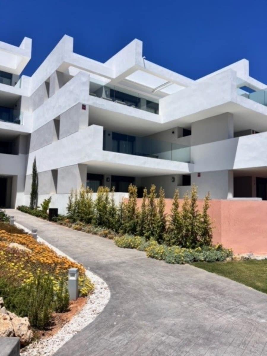 Appartement de 3 chambres de location de vacances à Manilva avec piscine garage - 945 € (Ref: 8406384)