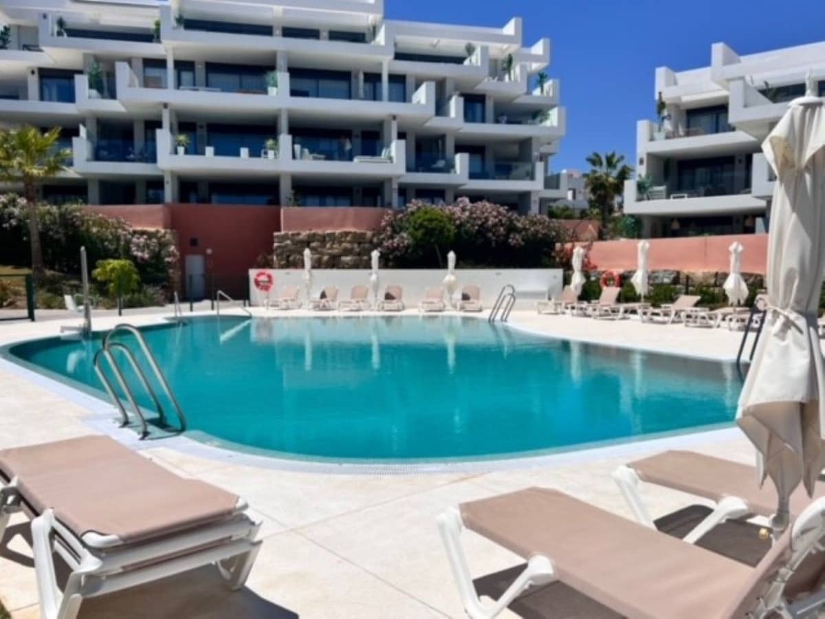 3 camera da letto Appartamento da affitare come casa vacanza in Manilva con piscina garage - 945 € (Rif: 8406384)