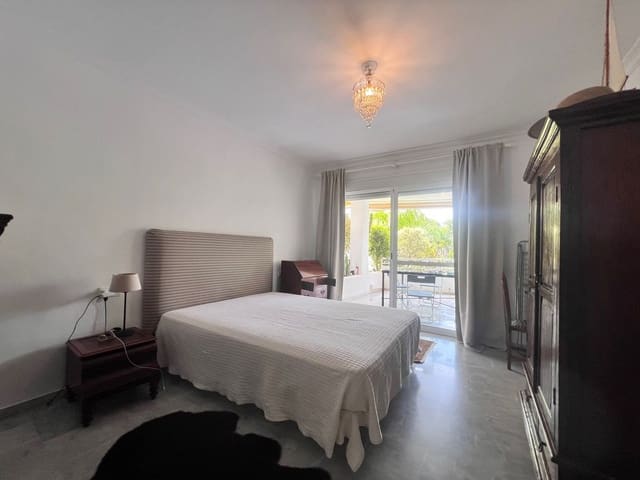 3 makuuhuone Huoneisto vuokrattavana paikassa Guadalmina Baja, Marbella mukana uima-altaan 
autotalli - 1 700 € (Ref: 8609967)