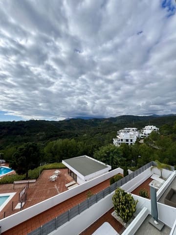 2 Zimmer Apartment zu vermieten in Selwo, Estepona mit Pool Garage - 2.200 € (Ref: 8796709)