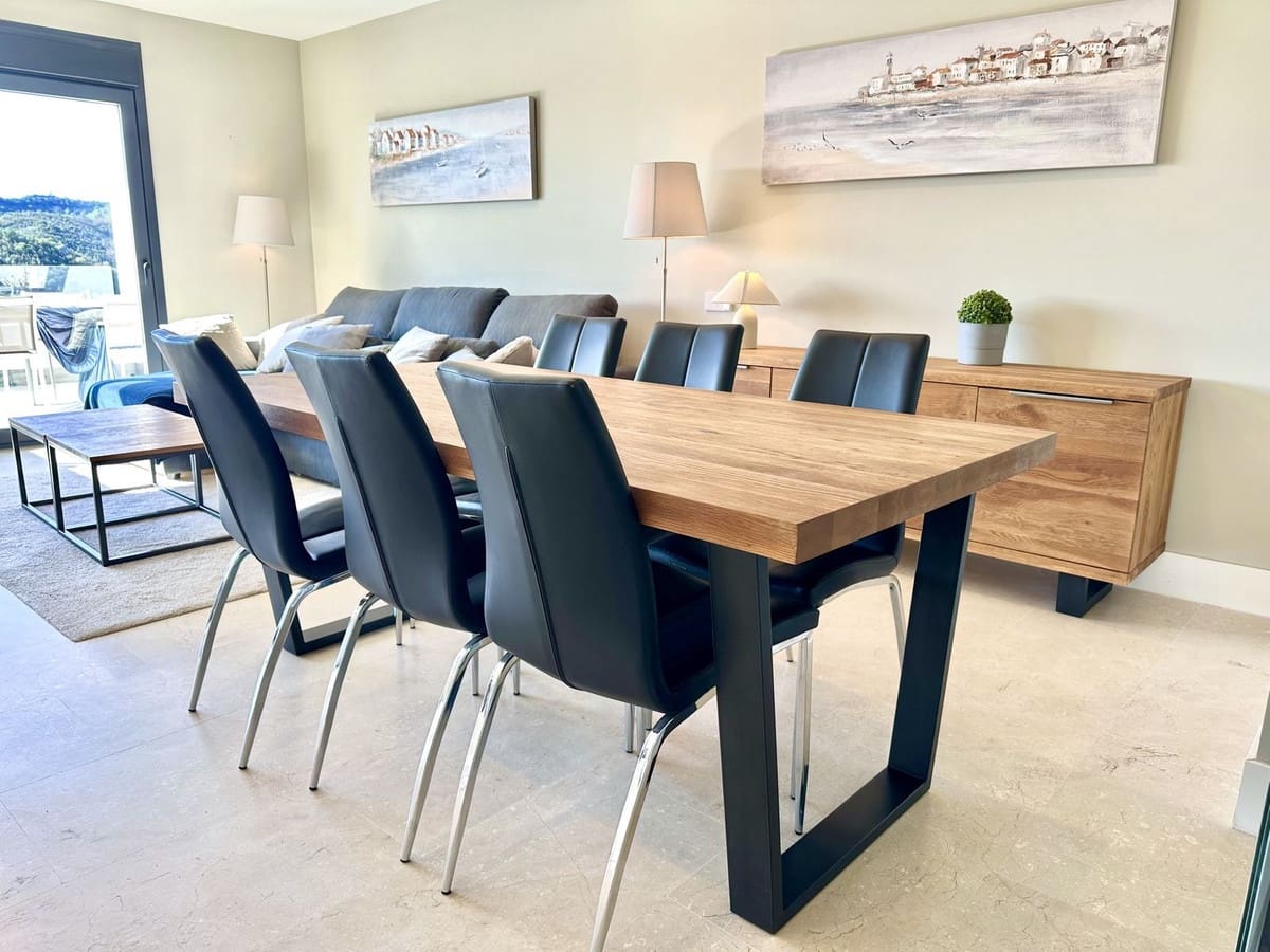 2 bedroom Apartment for rent in New Golden Mile with pool garage - € 2,200 (Ref: 8796709)