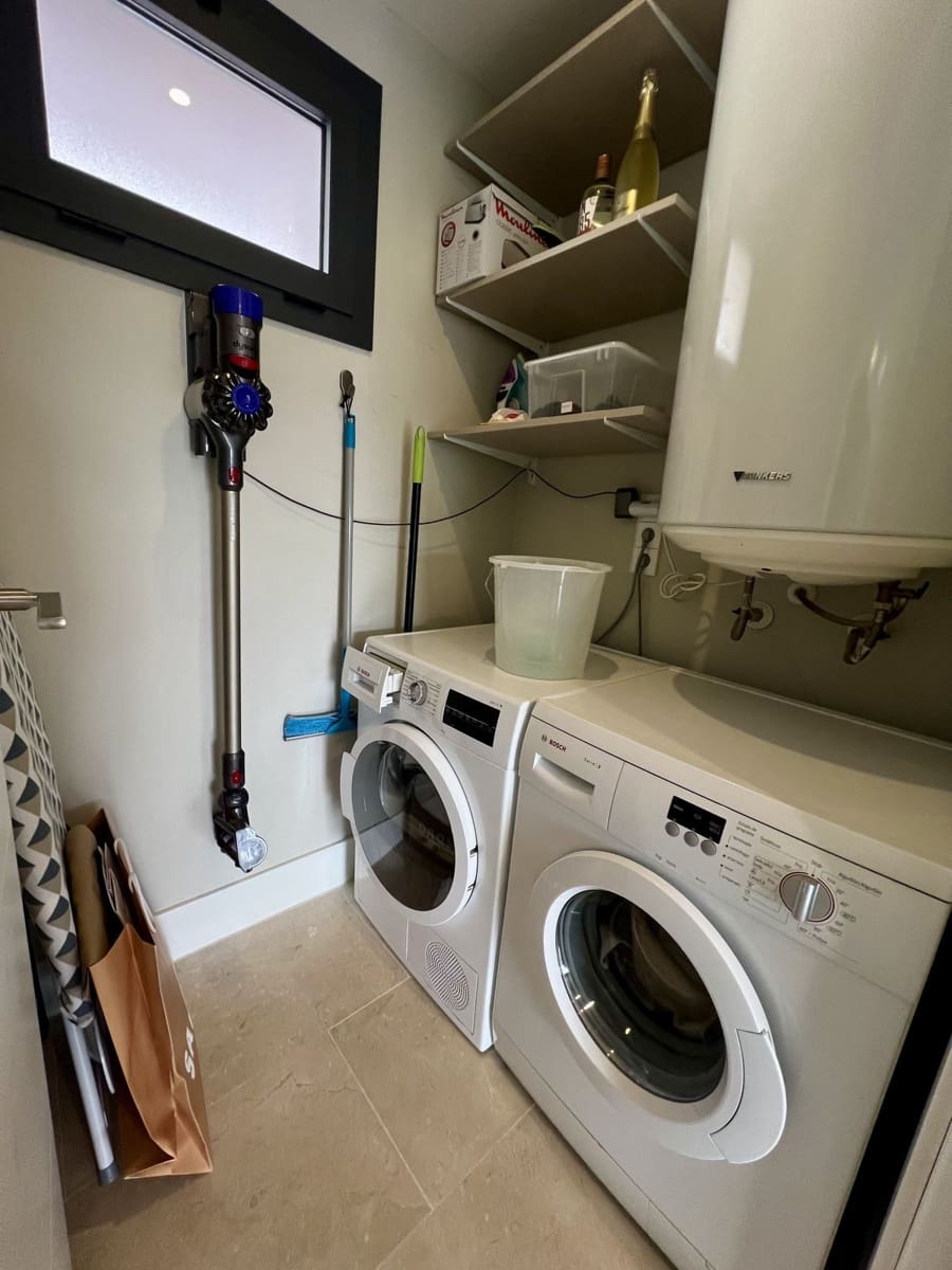 2 bedroom Apartment for rent in New Golden Mile with pool garage - € 2,200 (Ref: 8796709)