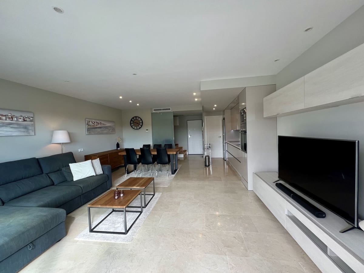 2 bedroom Apartment for rent in New Golden Mile with pool garage - € 2,200 (Ref: 8796709)