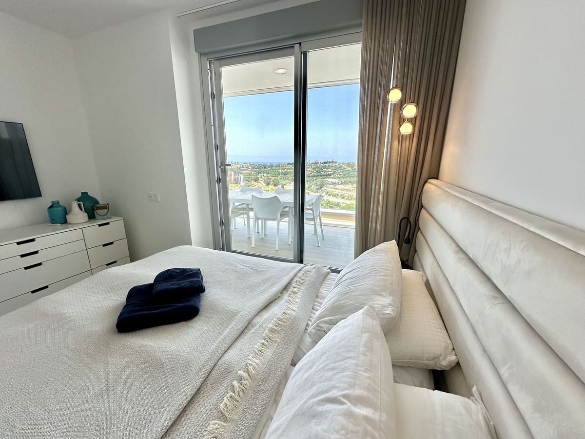 3 slaapkamer Appartement voor vakantieverhuur in Cancelada met zwembad garage - € 1.100 (Ref: 8799684)