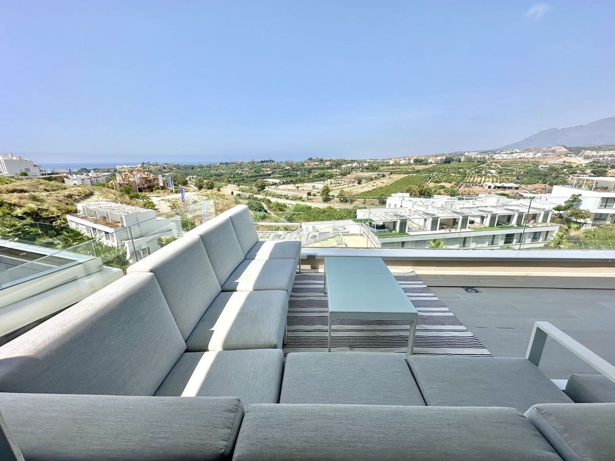 3 slaapkamer Appartement voor vakantieverhuur in Cancelada met zwembad garage - € 1.100 (Ref: 8799684)