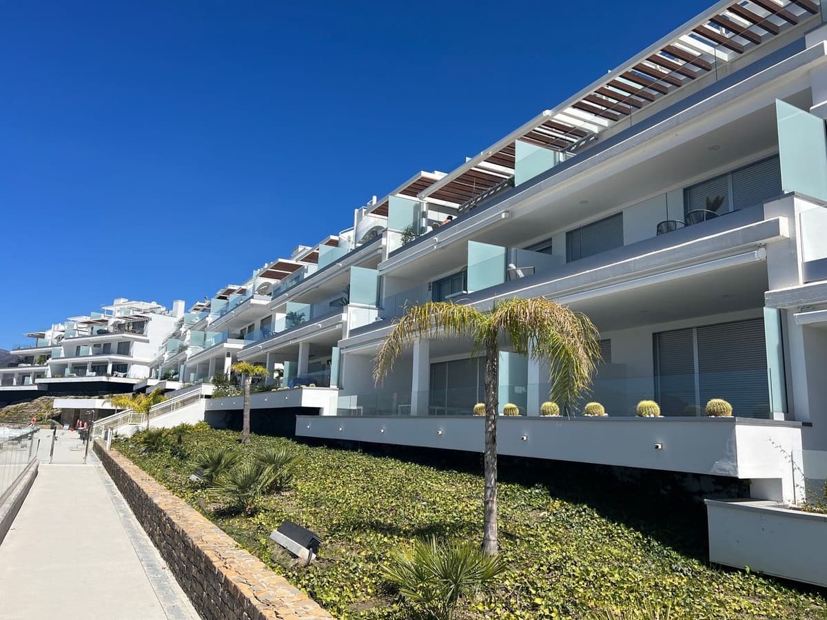 3 slaapkamer Appartement voor vakantieverhuur in Cancelada met zwembad garage - € 1.100 (Ref: 8799684)