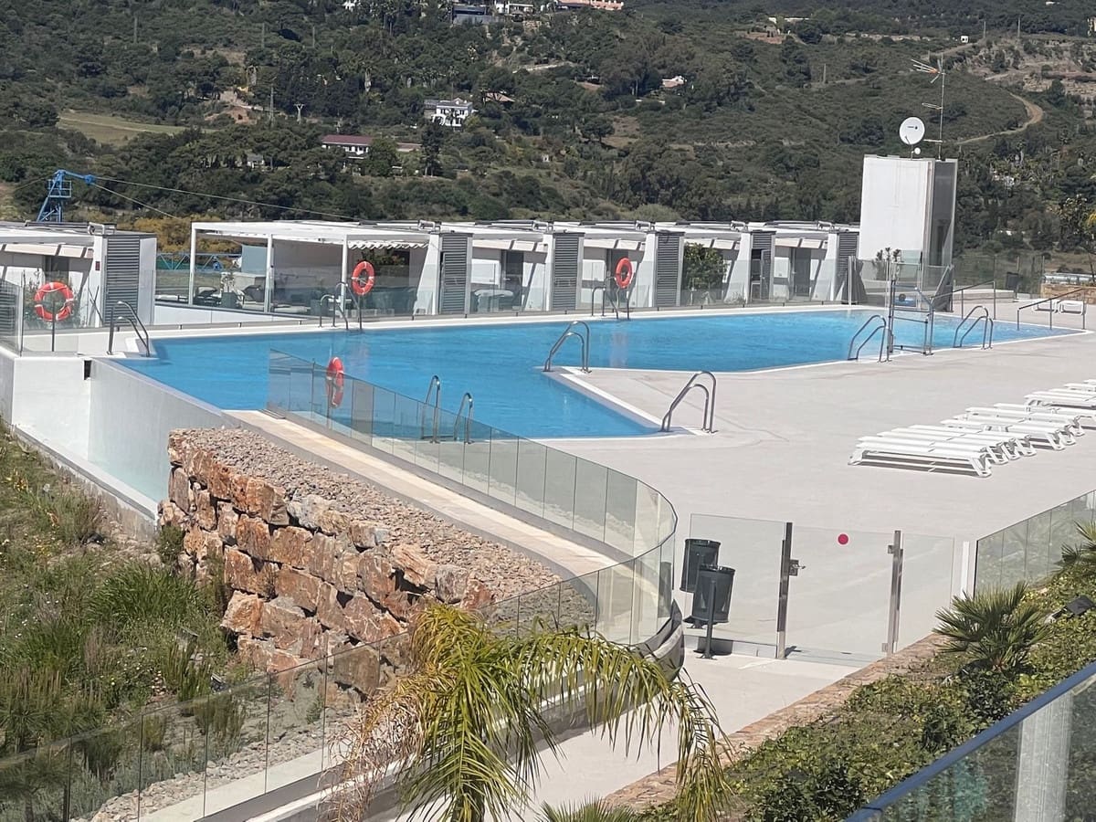 3 slaapkamer Appartement voor vakantieverhuur in Cancelada met zwembad garage - € 1.100 (Ref: 8799684)