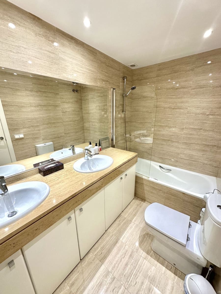 2 Zimmer Ferienapartment in La Cala de Mijas mit Pool Garage - 800 € (Ref: 8800118)