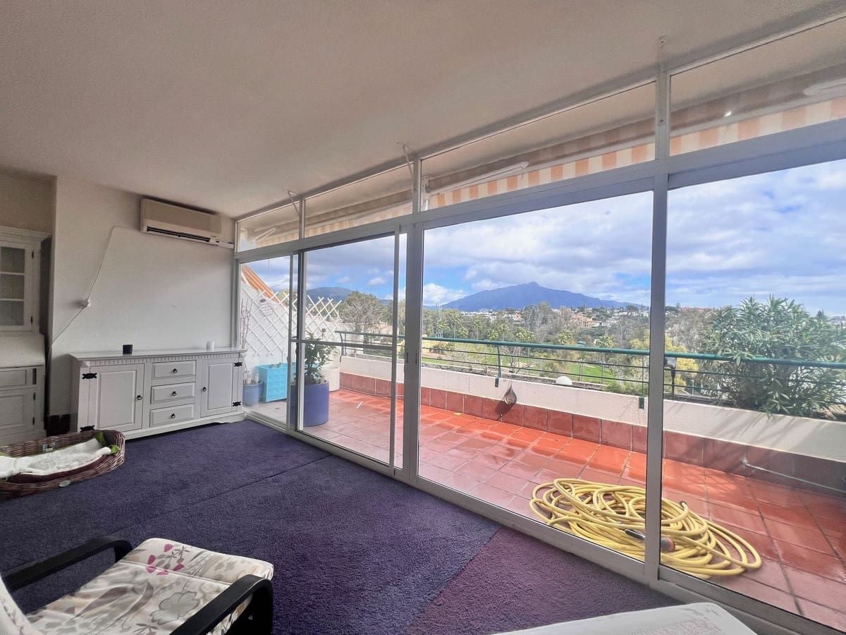 3 makuuhuone Huoneisto myytävänä paikassa Guadalmina mukana uima-altaan 
autotalli - 480 000 € (Ref: 8863340)