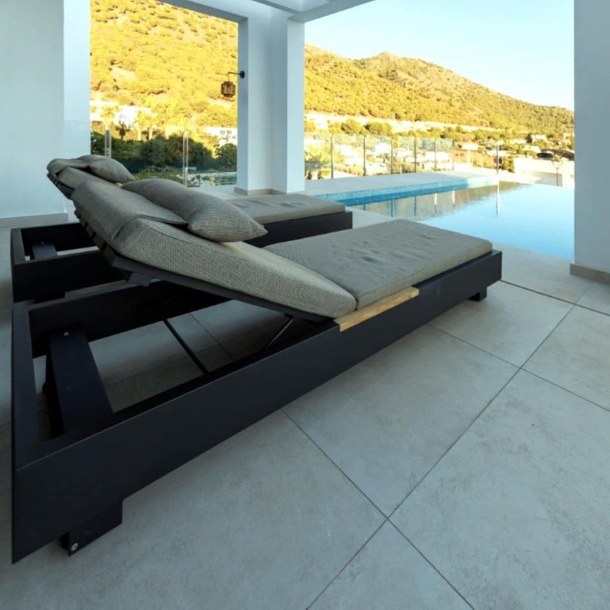 4 bedroom Villa for holiday rental in Benalmadena with pool garage - € 2,000 (Ref: 8969696)