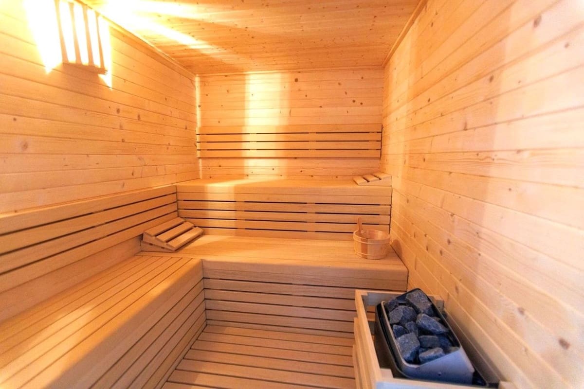 4 bedroom Villa for holiday rental in Benalmadena with pool garage - € 2,000 (Ref: 8969696)