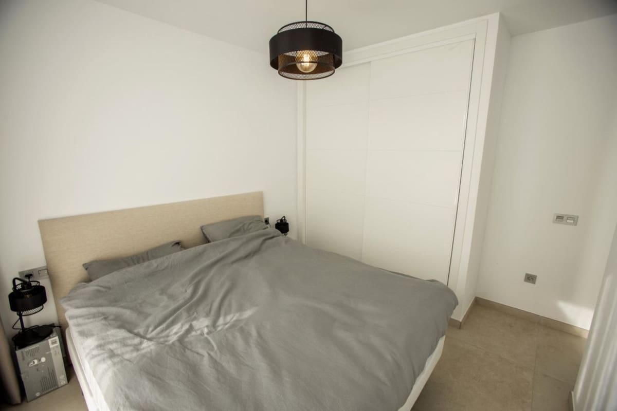 4 soverom Villa til salgs i Benalmadena med svømmebasseng garasje - € 2 000 (Ref: 8969696)